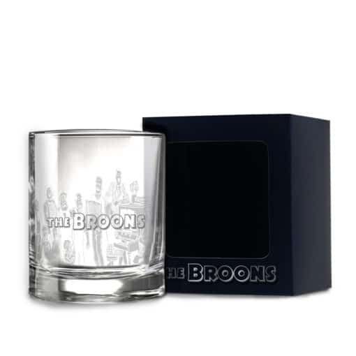 Glencairn Crystal If you’re in need of a Irish gift, then look no further! This crystal tumbler features a picturesque Ireland skyline design wrapped around the glass. It can be used for any beverage from water to whisky and is supplied in a navy windowed carton, perfect for gifting.