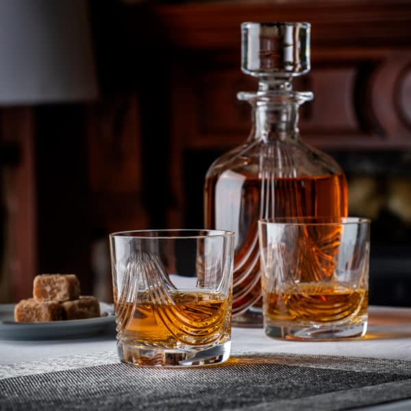 Glencairn Crystal Our beautifully hand cut Montrose suite features sweeping cuts on the glassware inspired by the fold of the Scottish kilt. With a great nod to our cultural heritage, the <a href="https://glencairn.co.uk/product/montrose-whisky-tumbler/">Montrose Whisky Tumbler</a> is perfect for your favourite whisky with room for water, mixers and ice cubes. The glasses are supplied in a luxurious navy gift box lined with navy satin or you can upgrade to a <a href="https://glencairn.co.uk/product/montrose-whisky-gift-set-of-6/">gift set of six tumblers</a> for extra special occasions.