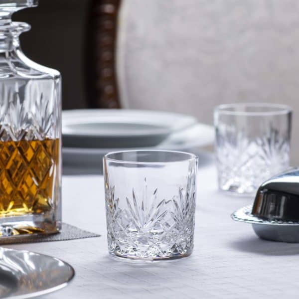 Glencairn Crystal The <a href="https://glencairn.co.uk/product-category/collections/edinburgh">Edinburgh</a> collection is our ultimate interpretation of traditional cut crystal. The <a href="https://glencairn.co.uk/product/edinburgh-whisky-tumbler">Edinburgh Whisky Tumbler</a> is a classic vessel for your old-fashioned whisky with room for water, mixers and ice cubes. The two glasses are supplied in a luxurious navy gift box lined with navy satin or why not upgrade to a <a href="https://glencairn.co.uk/product/edinburgh-whisky-gift-set-of-4">gift set of four</a> or a <a href="https://glencairn.co.uk/product/edinburgh-whisky-gift-set-of-6">gift set of six tumblers</a> for special occasions. <strong>This product is not available for personalisation. Have a look at our <a href="https://glencairn.co.uk/product-category/collections/skye">Skye glassware collection</a> if you would like the same cut crystal engraved.</strong>